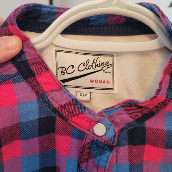 Button up jacket - Picture 2 of 2